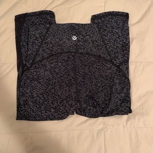 LuLuLemon train times crop